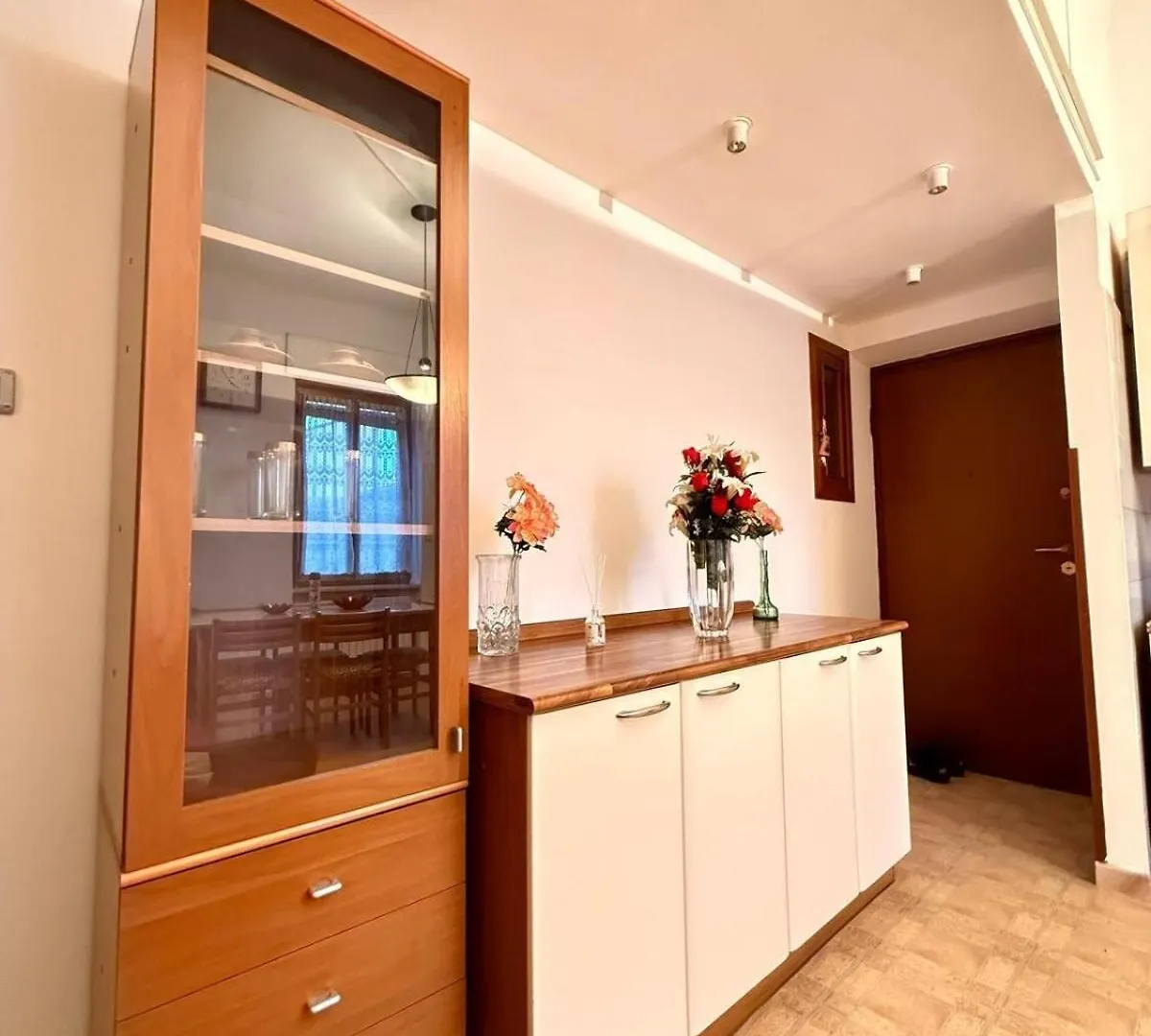 Апартаменты Classic Milan House 15 Minutes From Duomo